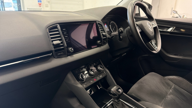 Skoda Karoq 1.0 TSI SE L 5dr DSG Petrol Estate